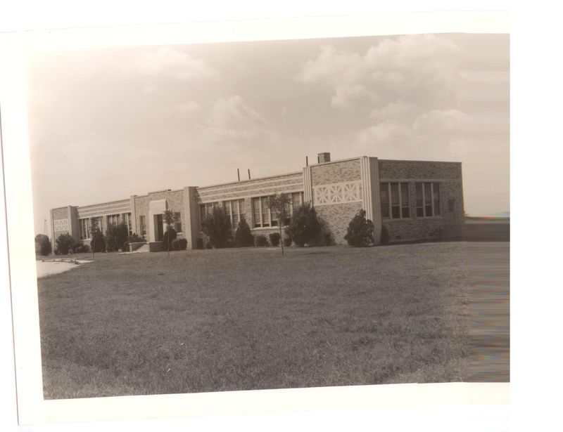 Historic Marshall Construction K-12 elementary school project, Houston area, exterior view